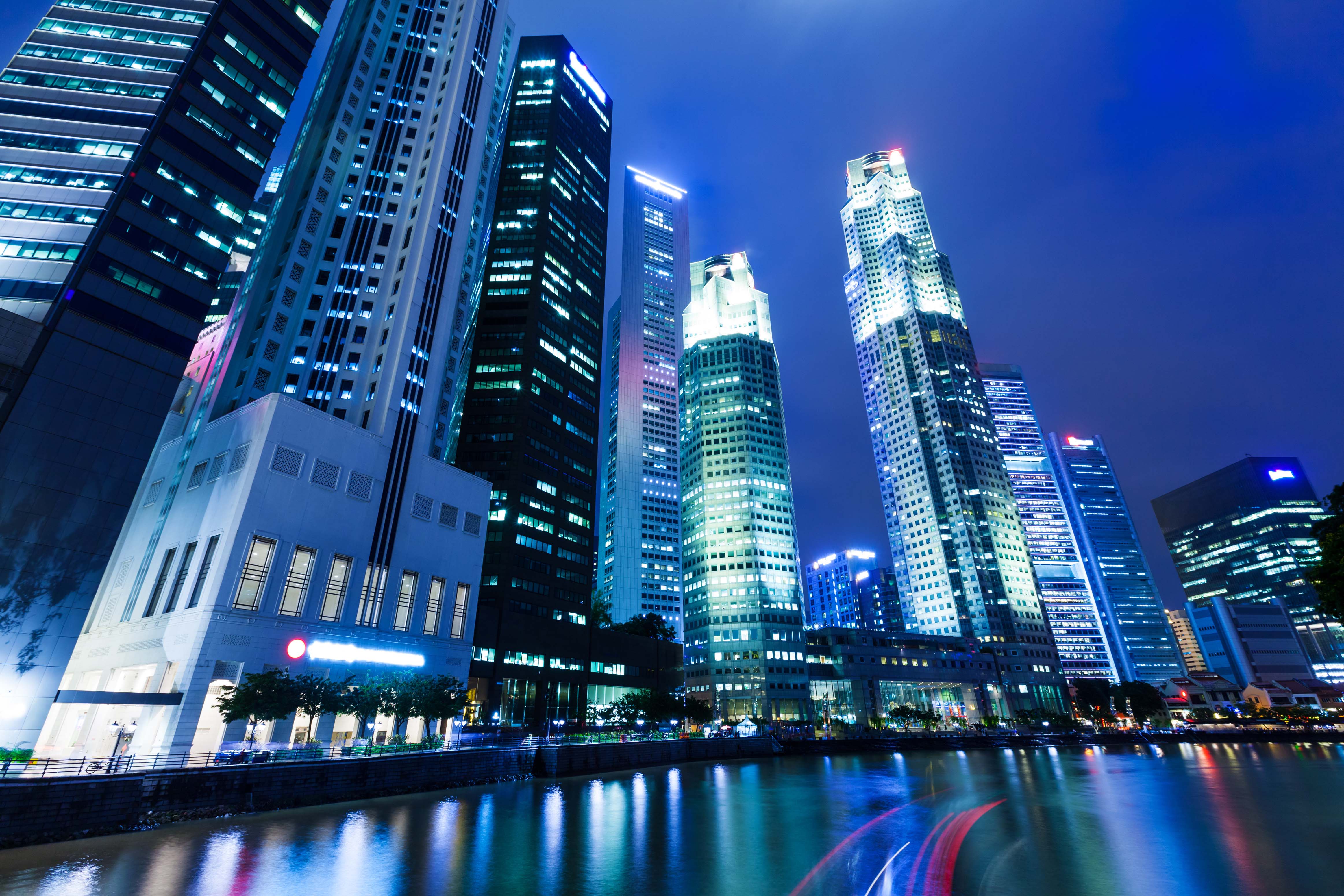 摄图网_321903192_新加坡之夜场景交通酒店建筑海景地标歌剧码头天际景观(非企业商用).jpg